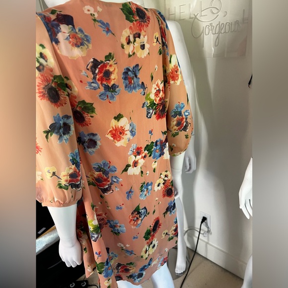 Floral Tunic - Picture 8 of 8